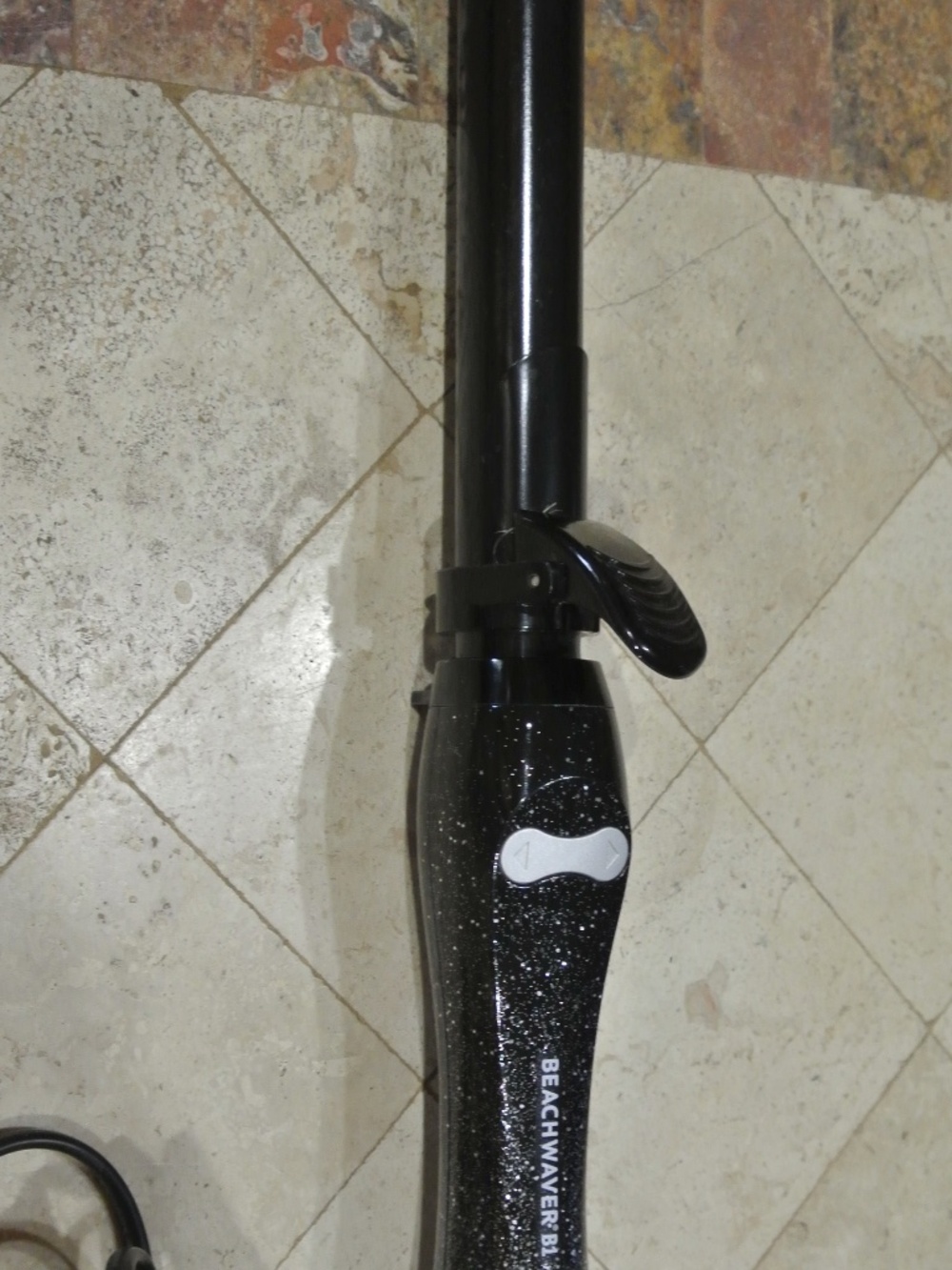 BLACK GLITTER BEACHWAVER B1 CURLING IRON